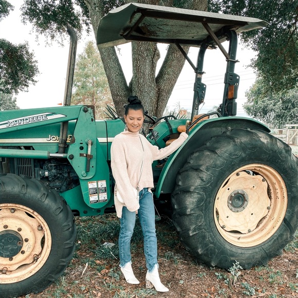 Meet your Posher - Picture 5 of 6